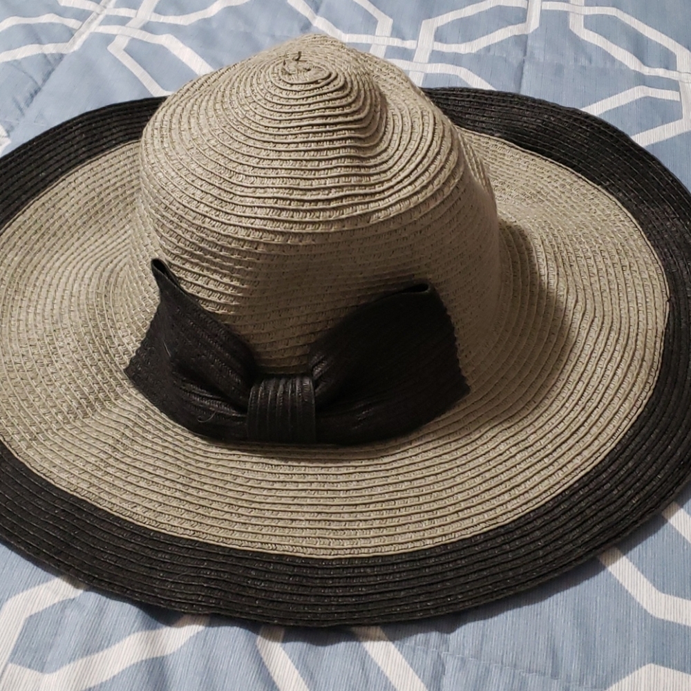 Hat - Picture 2 of 2
